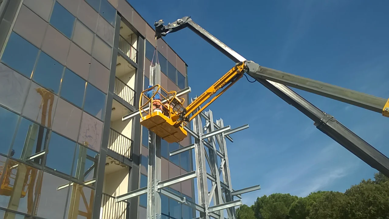 Lavorazioni con piattaforma aerea